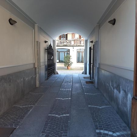 Sweet Smart Easy Apartment Porta Romana City Center มิลาน ภายนอก รูปภาพ
