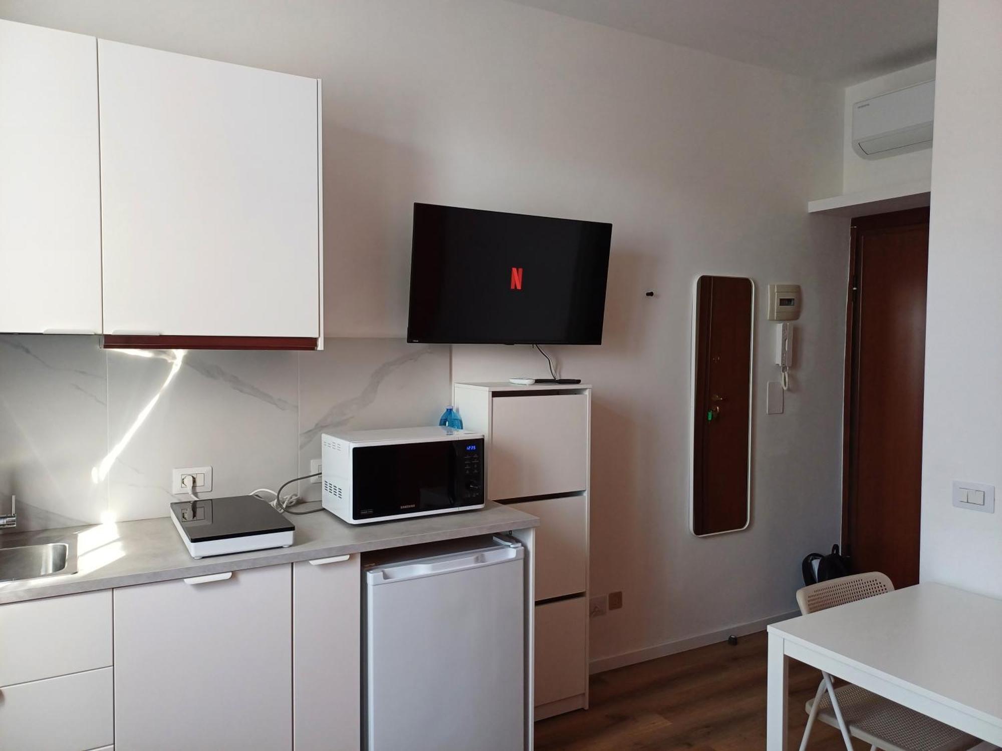 Sweet Smart Easy Apartment Porta Romana City Center มิลาน ภายนอก รูปภาพ